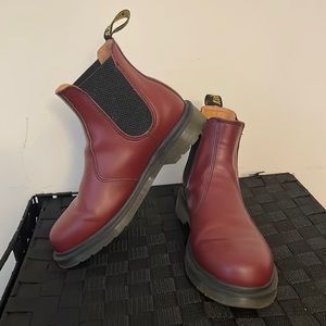 This classic Dr. Martens 2976 Slip-on Chelsea boot Cherry red smooth UK 5 US 6